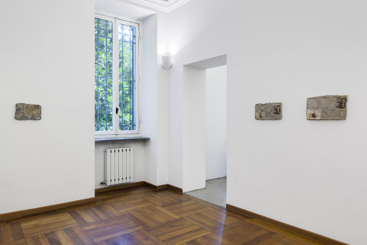 Matheus Rocha Pitta, Take Care, 2017, particolare della mostra