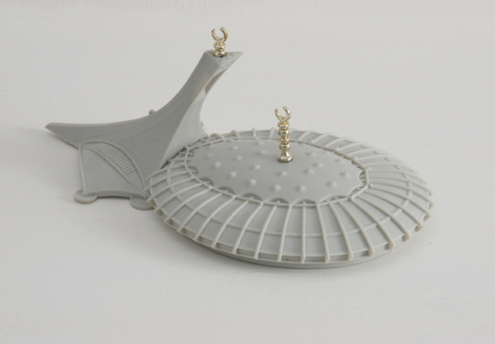 Michael Rakowitz, Olympic Stadium (proposal for flexibile architecture), 2006, stadio in miniatura in plastica, 19x11x7 cm