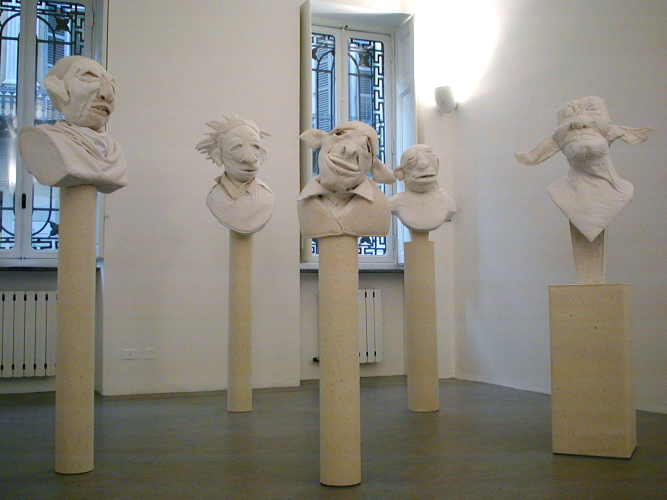 Marguerite Kahrl, Nobles Savages, 2005, particolare della mostra