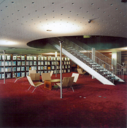 Candida Höfer, Bibliothèque National de France, Paris I, 1997, c-type print, 85x85 cm, ed. 6