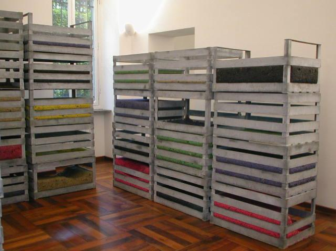 Perino&Vele, Big archives, 2002, ferro zincato e cartapesta, 47x56x90 cm (x37)