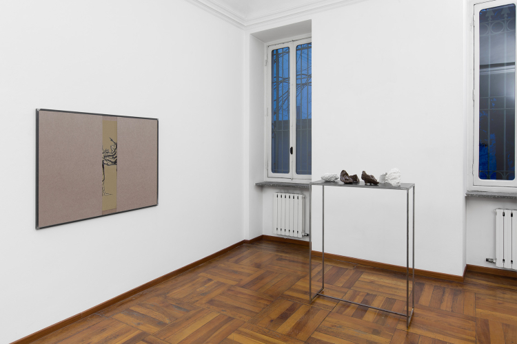 Cosimo Veneziano, Petroleum/Notes, 2017, exhibition view