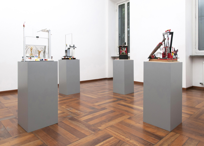 Giorgio e Walter de Silva, Tanzen, exhibition view