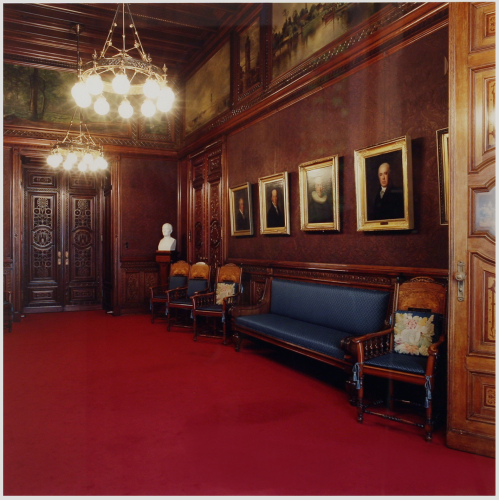 Candida Höfer, Rathaus Hamburg IV, 2000, c-type print, 85x85 cm, ed. 6