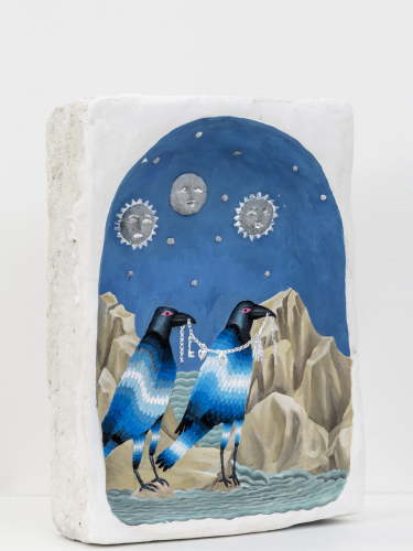 Chiara Baima Poma, A craie a craie, 2024, gouache and silver leaf on plaster and papier-mâché, 36,5x25x9 cm