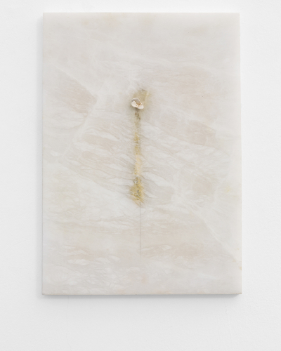 Gregorio Botta, Untitled, 2020, alabaster, gold leaf, pigment, 40x27,5x2 cm