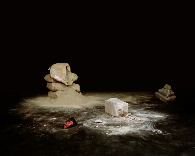 Fatma Bucak, Omne meum nihil meum I (Fall of man), 2011, archival fine art print, 140x175 cm