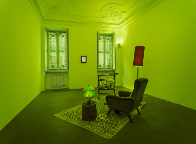 Roberto Casti, From the depths of the Earth, 2026, furniture objects, cables, speakers, LED light, sound, environmental dimensions, ph Lorenzo Gastaldi